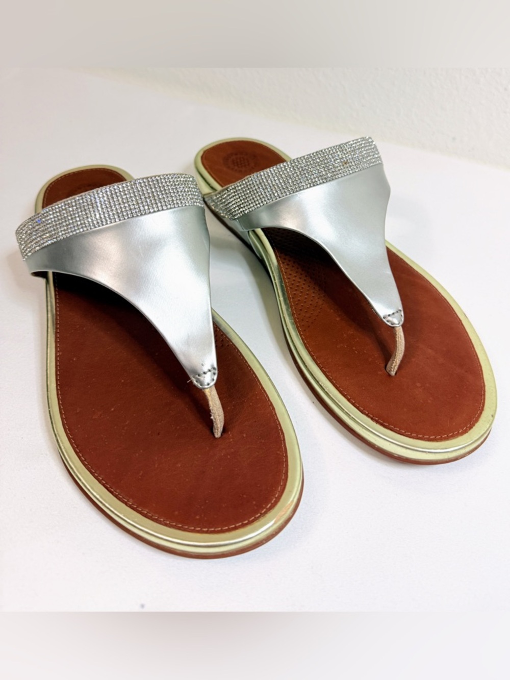 FitFlop Silver Crystal Toe Post Sandals Comfort Flip Flops US 9 EU 41